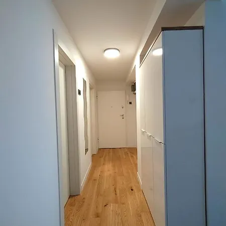 Marina Apartment *