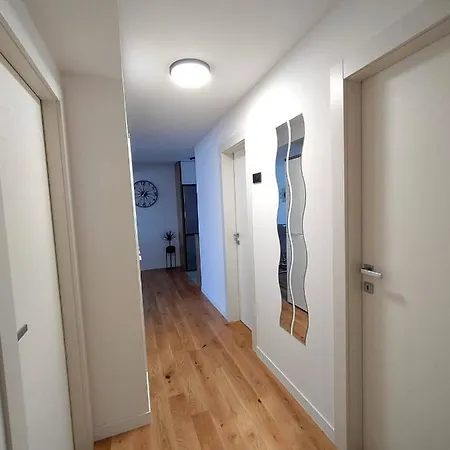Apartment Marina *